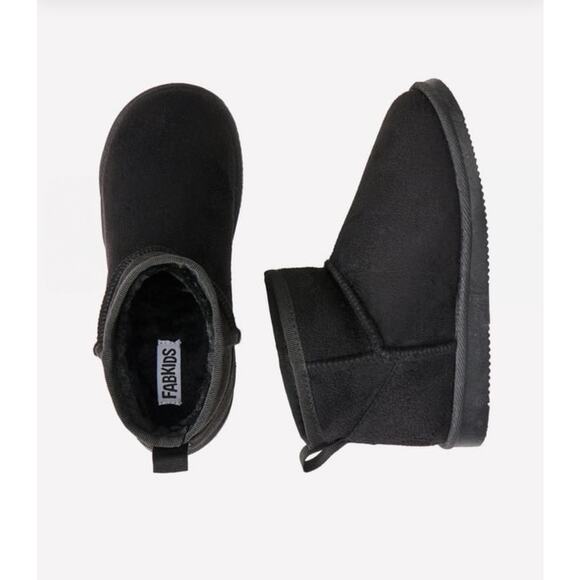 FabKids Black Faux Suede Pull-On Toddler Booties - Size 9 - Picture 1 of 4